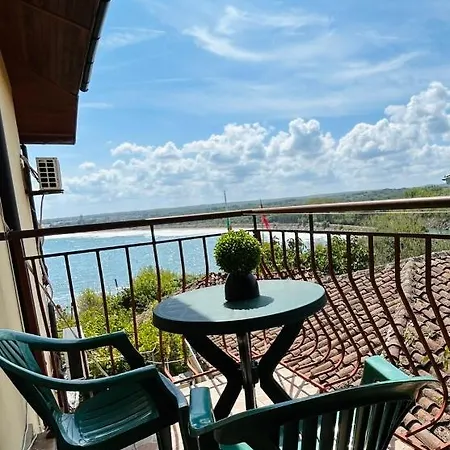 Guest house South Point, Rezovo