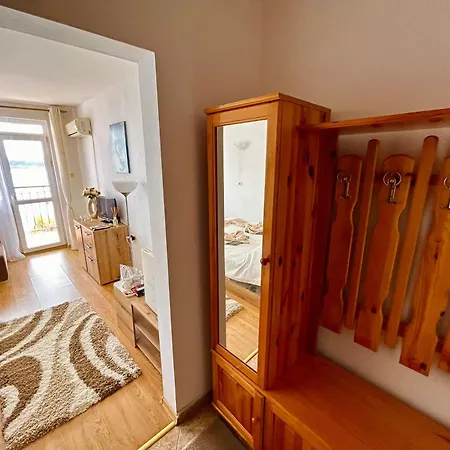 Guest house South Point, Rezovo